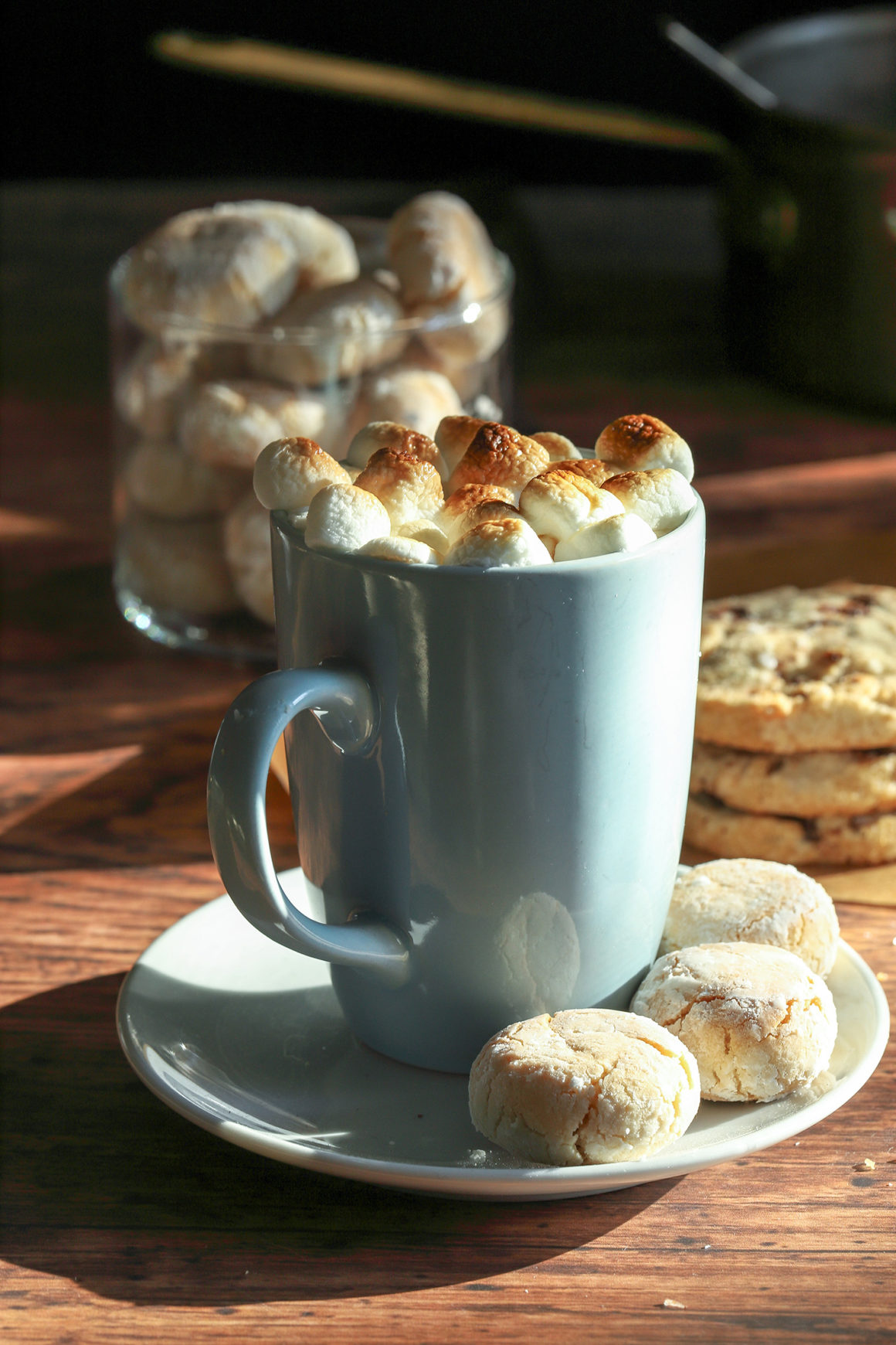 Double Hot Chocolate with Amaretti Cookies