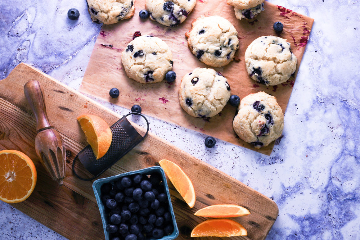 Blueberry-Cookies Overhead