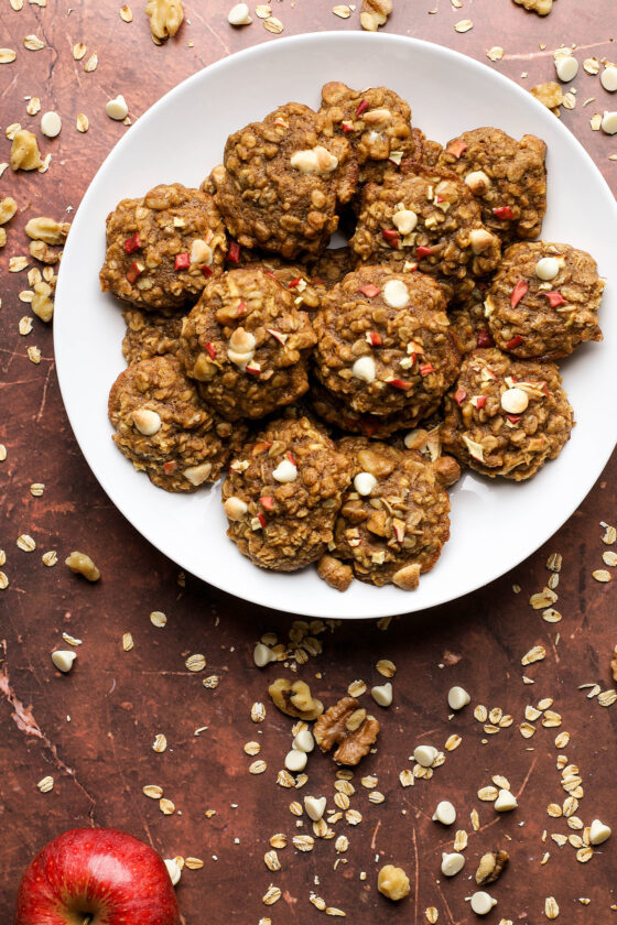 Apple and White Chocolate Oatmeal Cookies - Tartistry