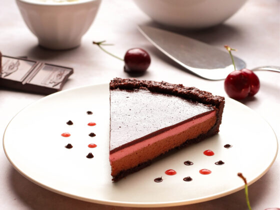 cherry chocolate cheesecake tart